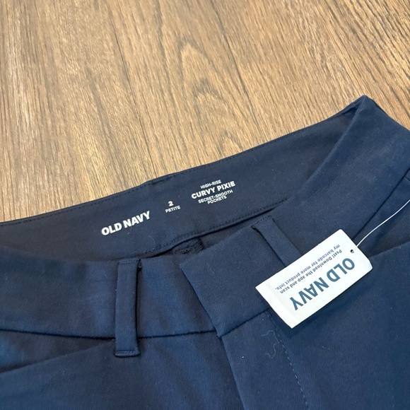 NWT Old Navy Dark Blue Curvy Pixie Pants Size 2 Petite - Picture 3 of 5